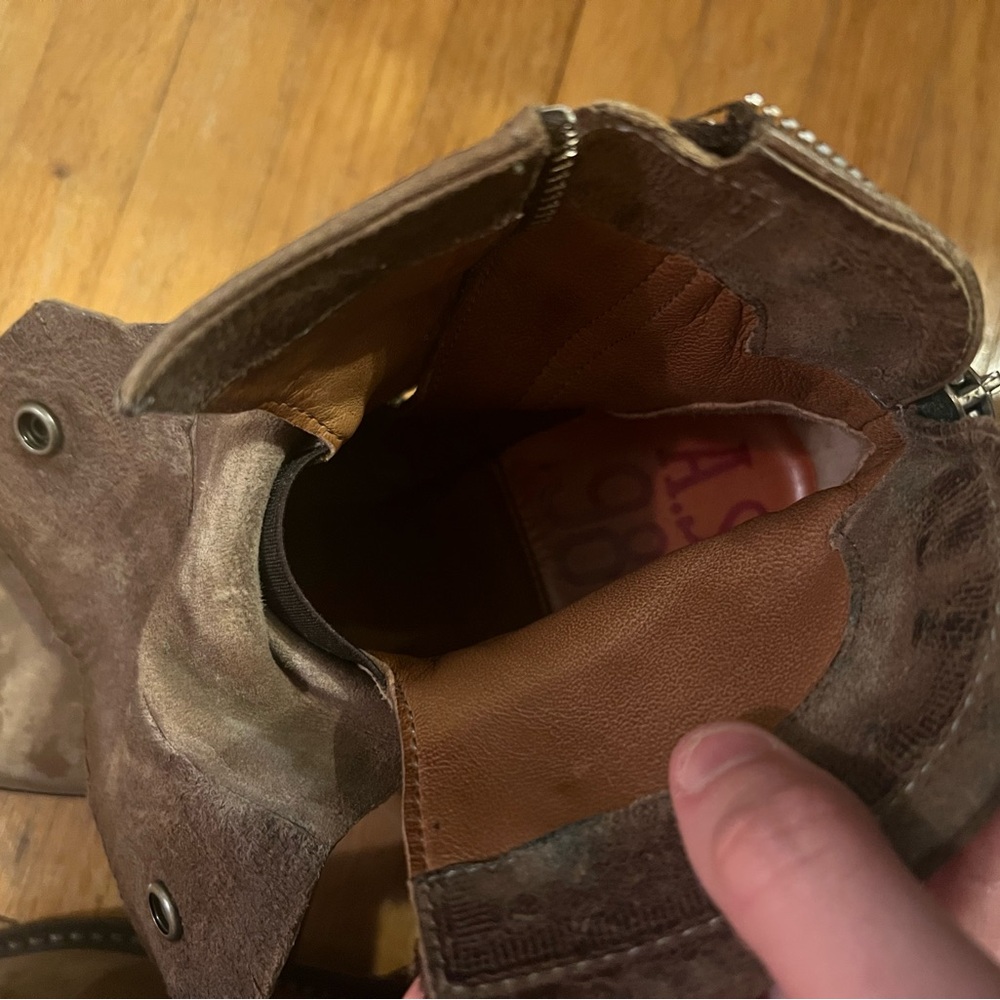 Brown Leather Ankle Boots - Picture 11 of 12